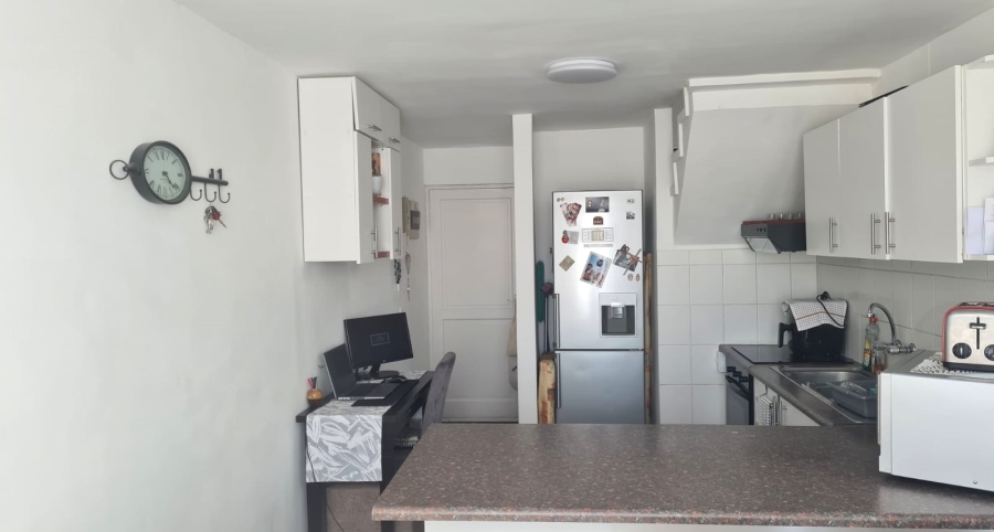 1 Bedroom Property for Sale in Fairfield Estate Western Cape